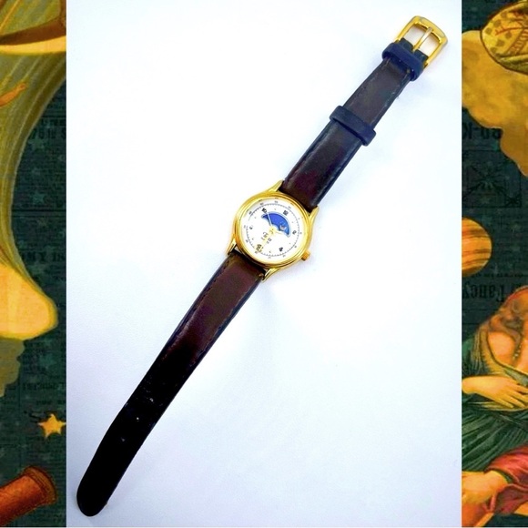 Vintage Timex Sun & Moon Phase Day Date Complication Gold Plated Women’s Watch - Picture 3 of 5